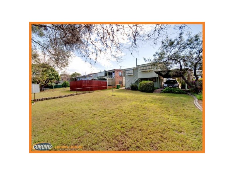 39 Yanderra Avenue, Arana Hills QLD 4054