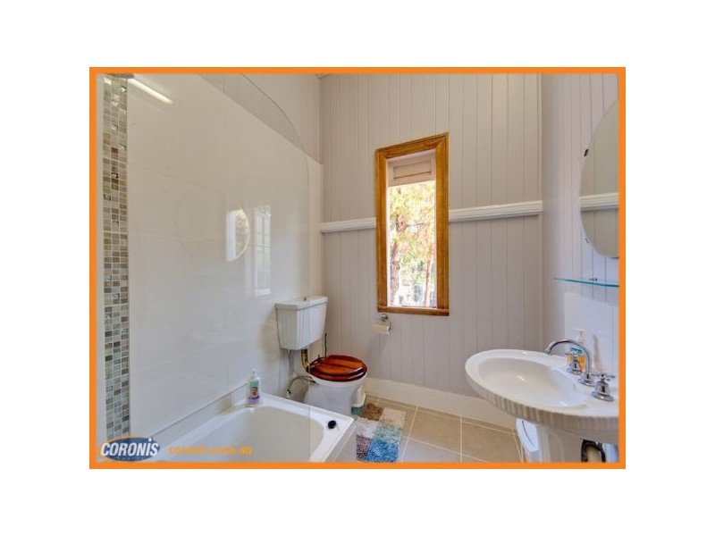 15 Jerrold Street, Sherwood QLD 4075