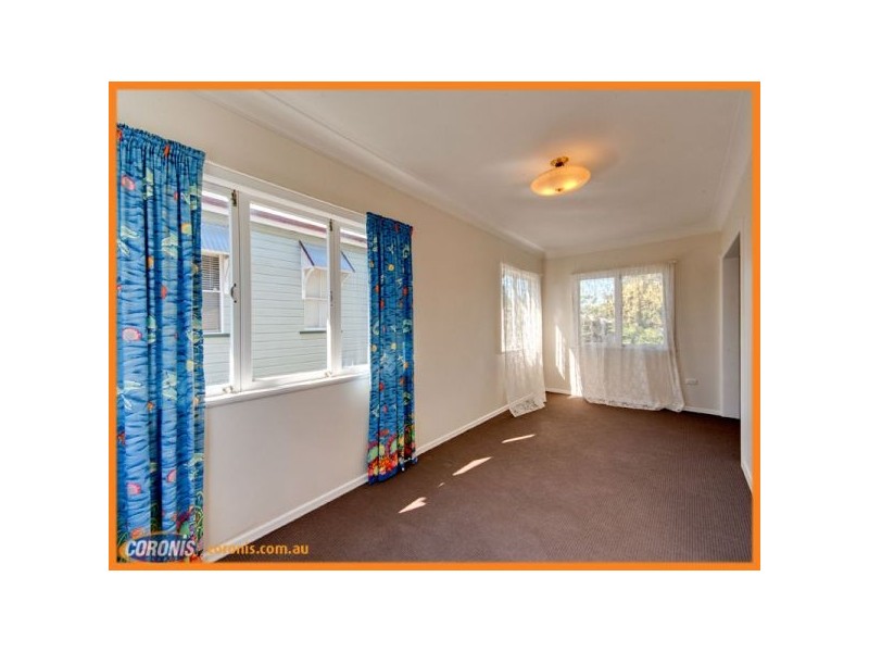 1 Lennox Street, Stafford QLD 4053