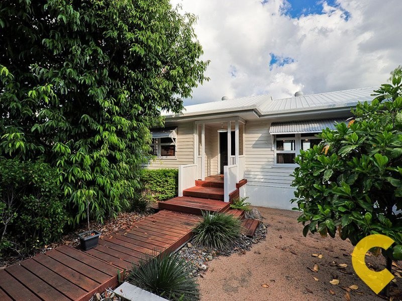 292 Rode Road, Wavell Heights QLD 4012