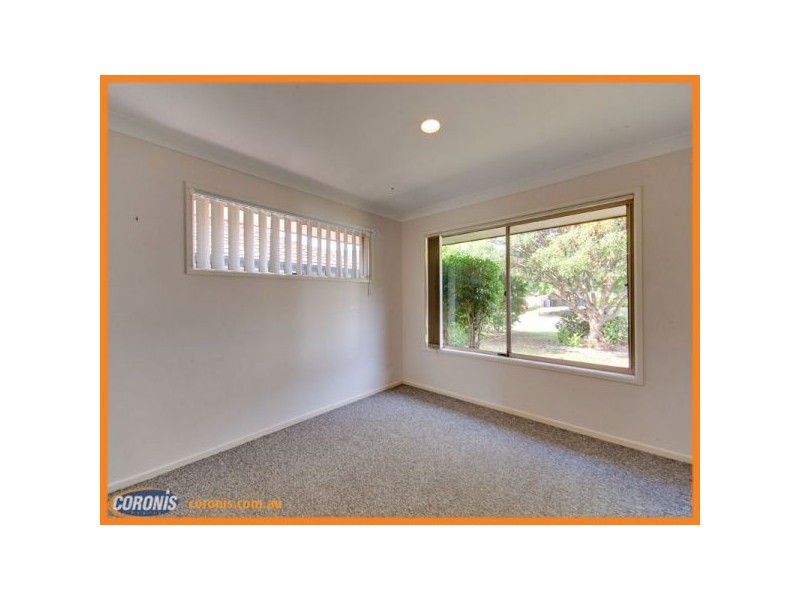 8 Brooke Place, The Gap QLD 4061