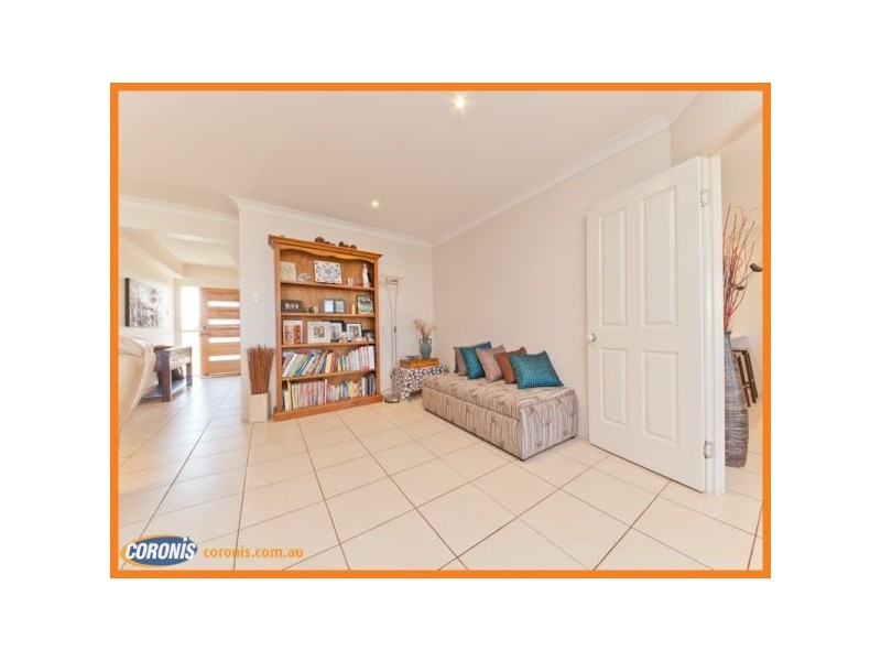 10 Lakeview Terrace, Murrumba Downs QLD 4503