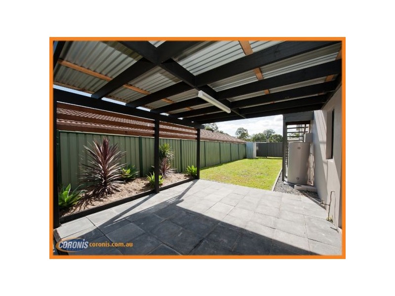 2b Coolcrest Crescent, Daisy Hill QLD 4127