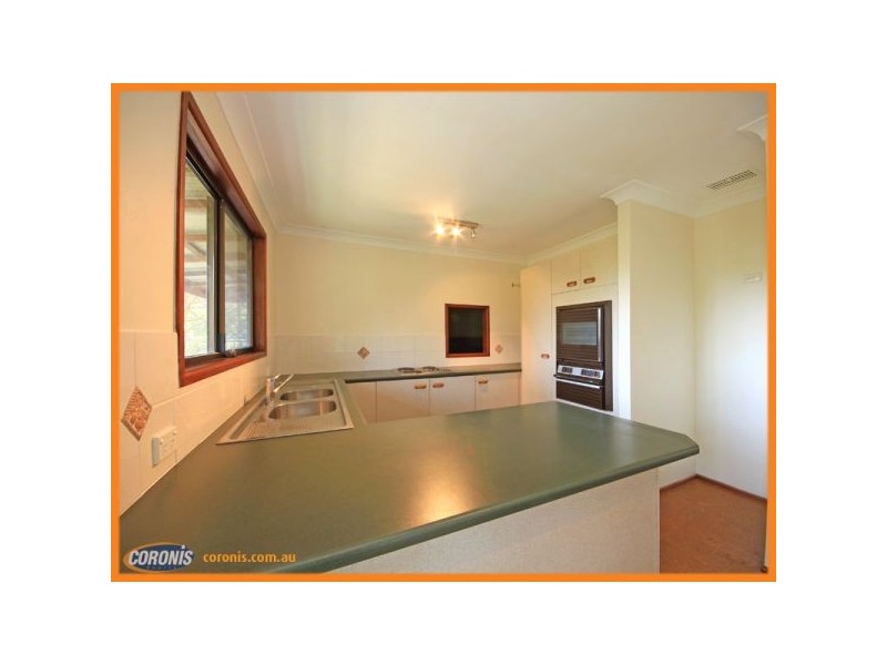 16 Routledge Court, Clear Mountain QLD 4500