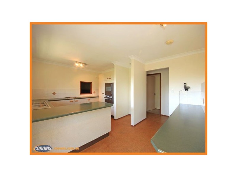 16 Routledge Court, Clear Mountain QLD 4500