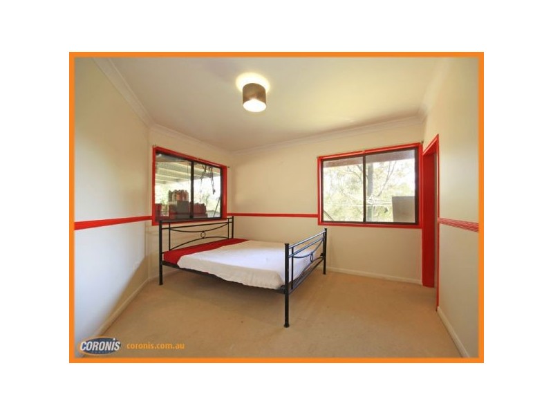 16 Routledge Court, Clear Mountain QLD 4500