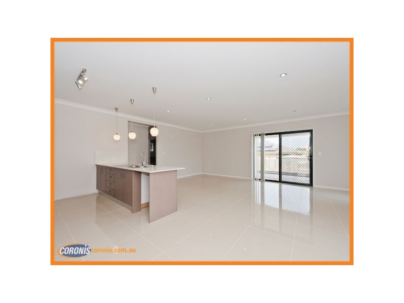 60 Maryland Drive, Regents Park QLD 4118