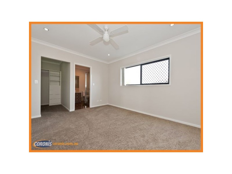 60 Maryland Drive, Regents Park QLD 4118