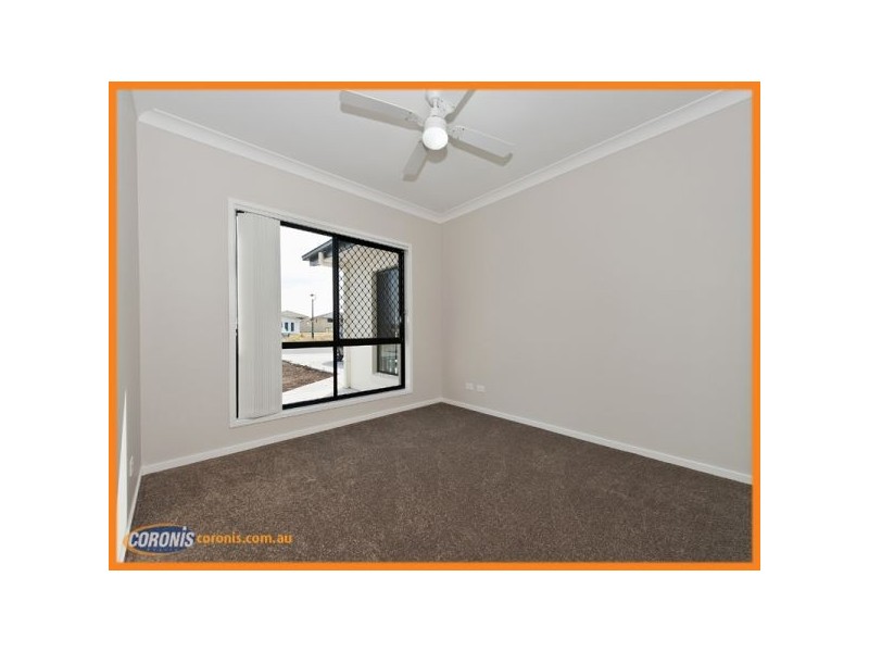 60 Maryland Drive, Regents Park QLD 4118