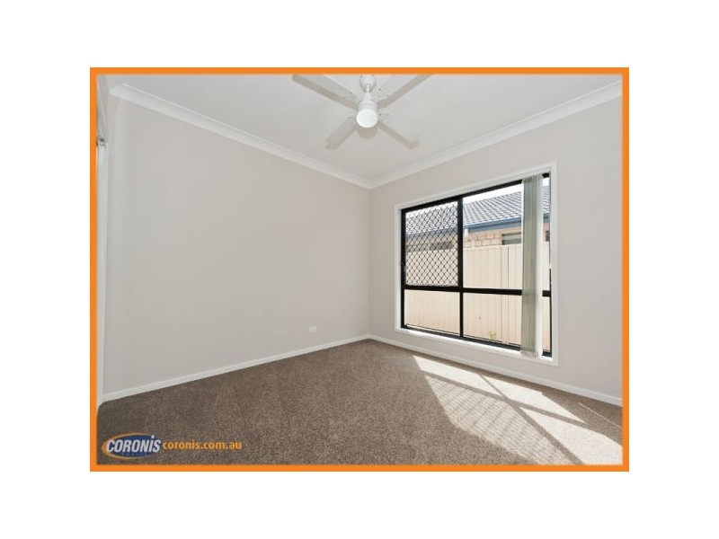 60 Maryland Drive, Regents Park QLD 4118