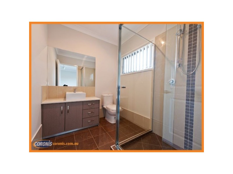 60 Maryland Drive, Regents Park QLD 4118