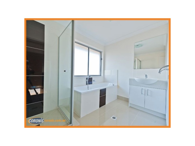 1a Lenton St, Coomera QLD 4209