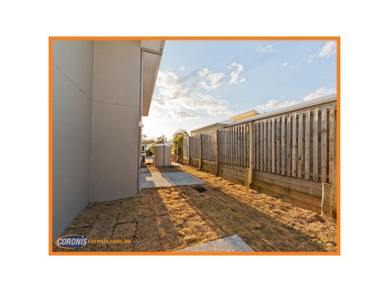 1a Lenton St, Coomera QLD 4209
