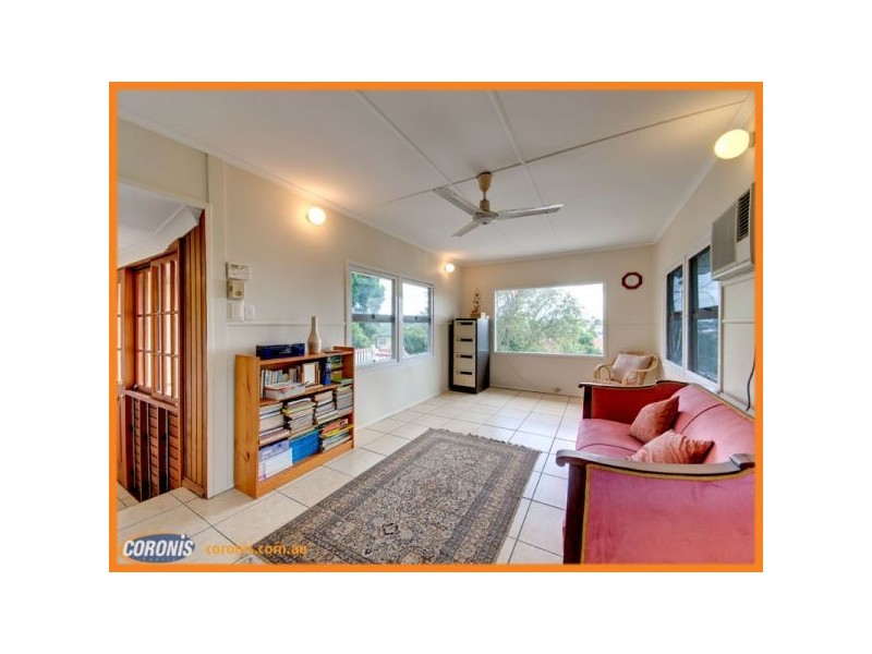 232 Edinburgh Castle Road, Wavell Heights QLD 4012