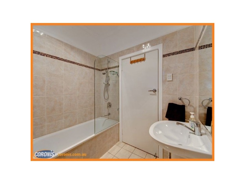 232 Edinburgh Castle Road, Wavell Heights QLD 4012