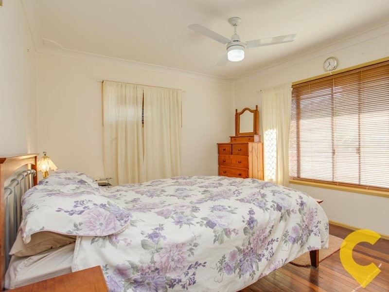 1 Crest Street, Kallangur QLD 4503