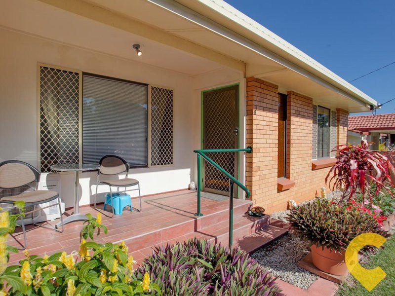 1 Crest Street, Kallangur QLD 4503