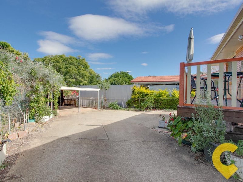 1 Crest Street, Kallangur QLD 4503