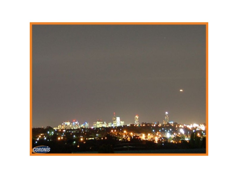 8 Carnegie Court, Carindale QLD 4152