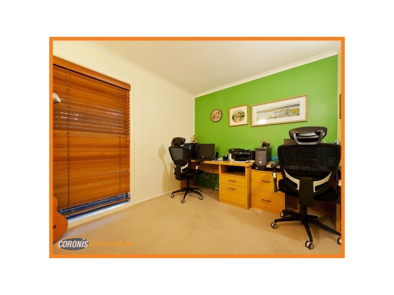 17 Gertrude McLeod Crescent, Middle Park QLD 4074
