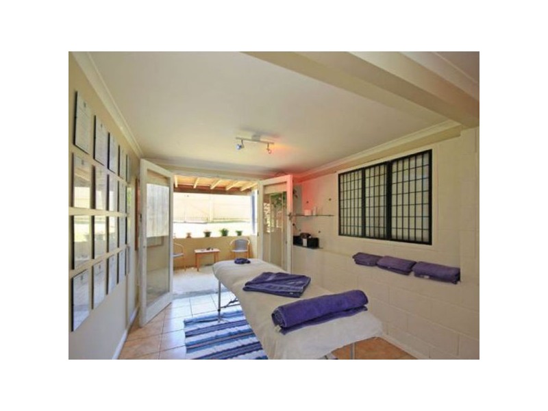 217 Macdonnell Road, Clontarf QLD 4019