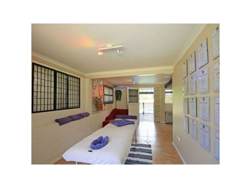 217 Macdonnell Road, Clontarf QLD 4019
