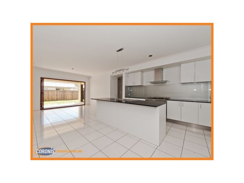 16 Scenic Crescent, Coomera QLD 4209