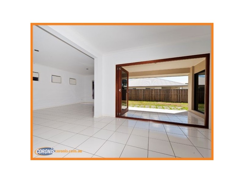 16 Scenic Crescent, Coomera QLD 4209