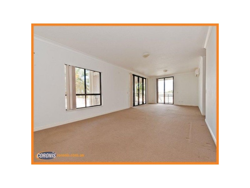 7010 “the Palisades” Springfield Drive, Hope Island QLD 4212