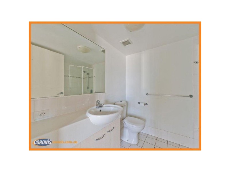 7010 “the Palisades” Springfield Drive, Hope Island QLD 4212