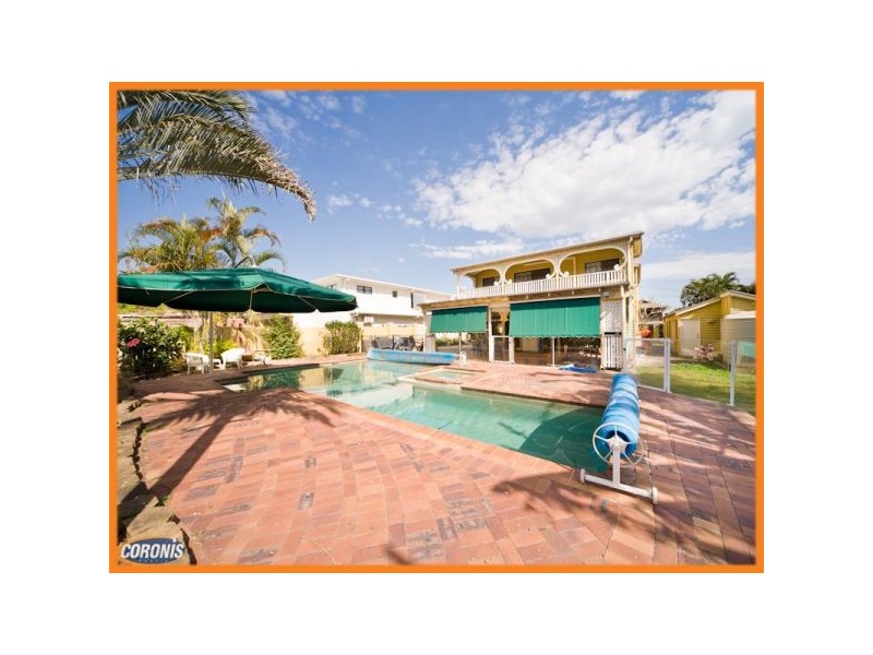 8 Dorames Street, Hendra QLD 4011