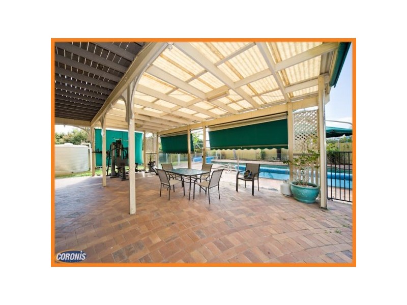 8 Dorames Street, Hendra QLD 4011