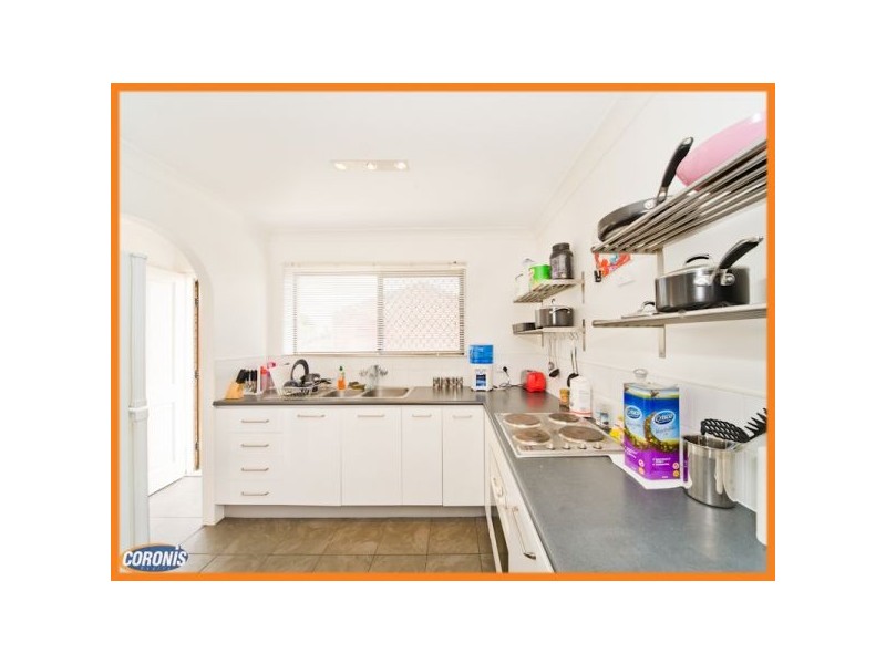 2/24 Hamel Street, Camp Hill QLD 4152