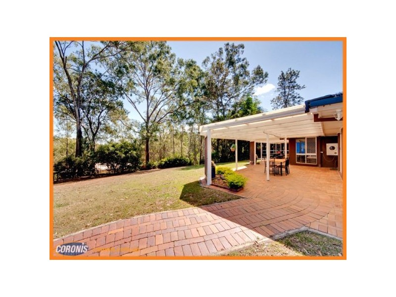 27 Barker Street, Cashmere QLD 4500
