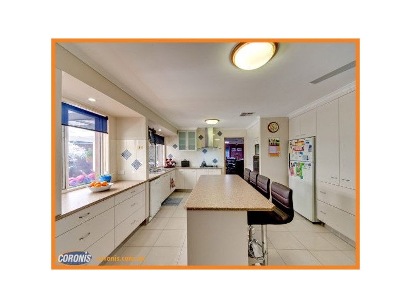 27 Barker Street, Cashmere QLD 4500