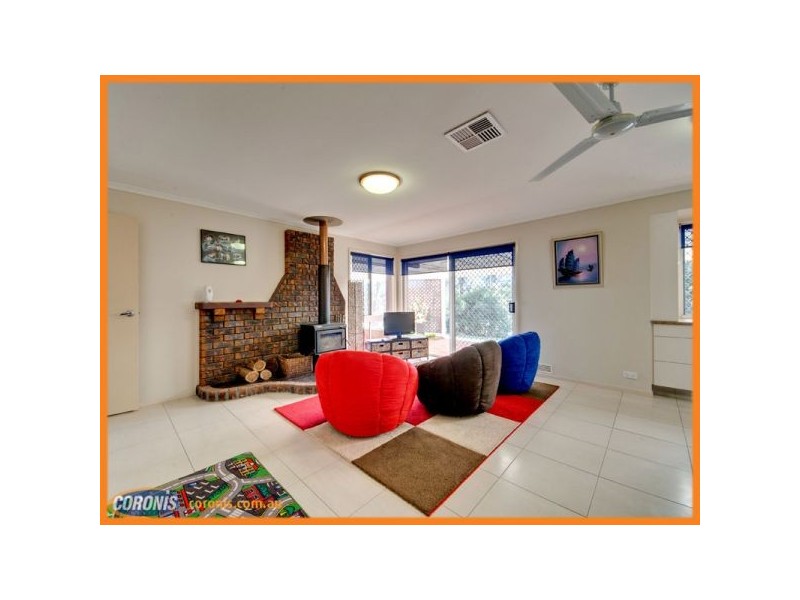 27 Barker Street, Cashmere QLD 4500