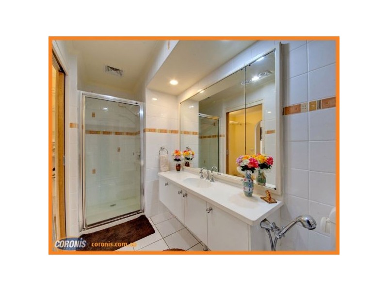 27 Barker Street, Cashmere QLD 4500