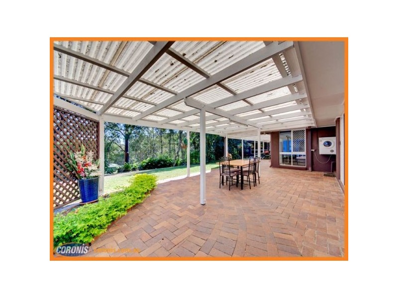 27 Barker Street, Cashmere QLD 4500
