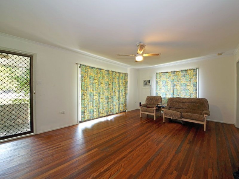 9 Narangba Road, Kallangur QLD 4503