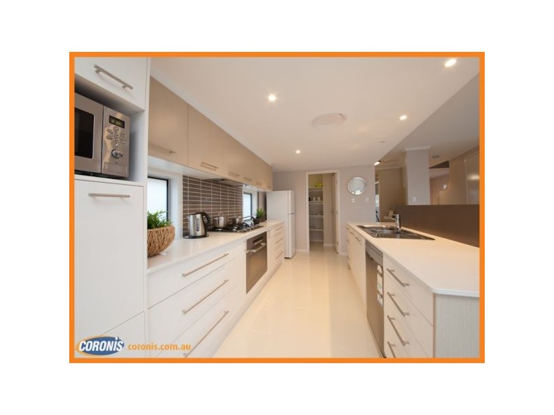 11 Sweep Court, Birtinya QLD 4575