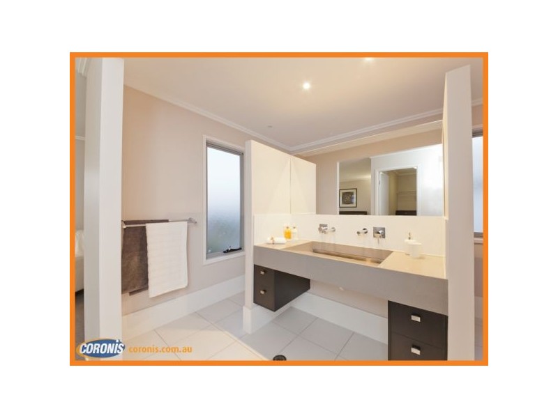 11 Sweep Court, Birtinya QLD 4575