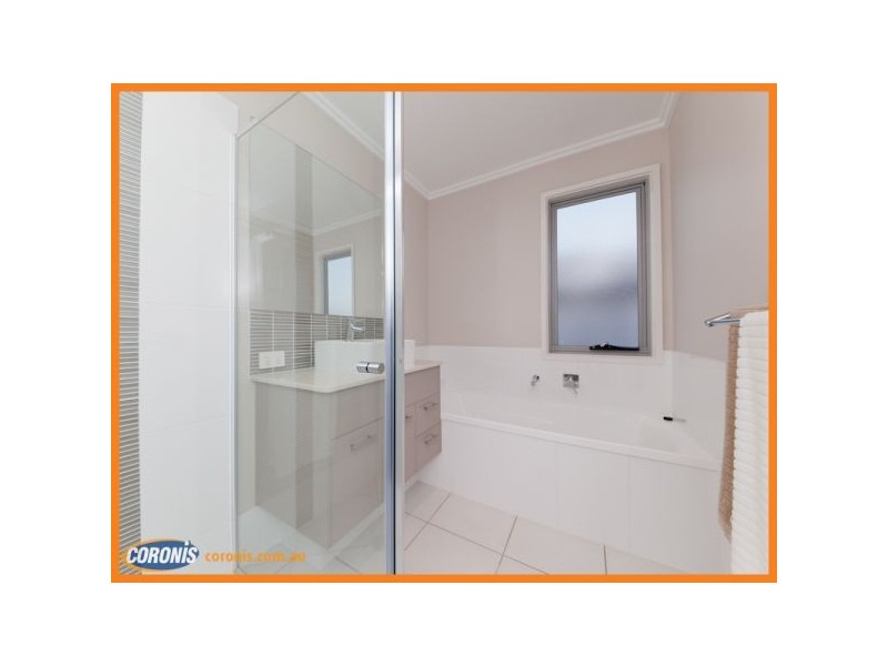 11 Sweep Court, Birtinya QLD 4575