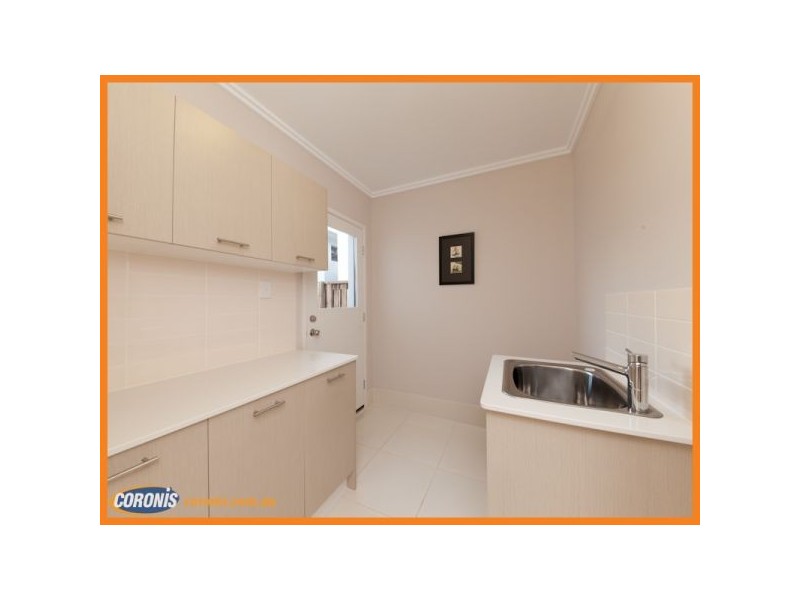 11 Sweep Court, Birtinya QLD 4575
