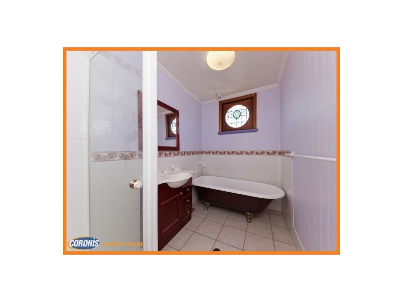 27 Withington Street, East Brisbane QLD 4169