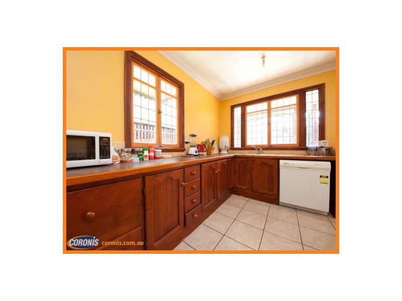 27 Withington Street, East Brisbane QLD 4169