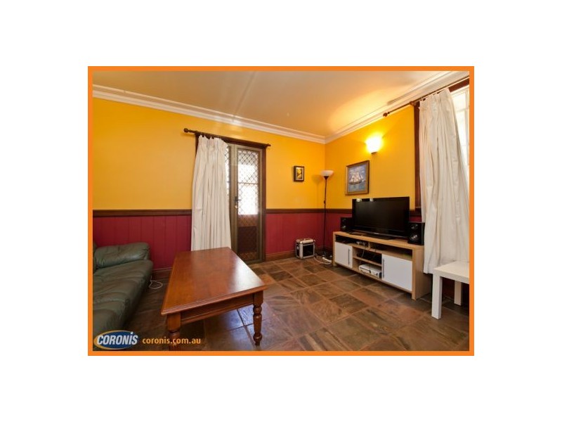 27 Withington Street, East Brisbane QLD 4169