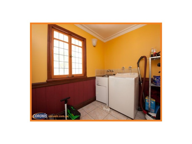 27 Withington Street, East Brisbane QLD 4169