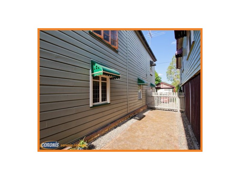 27 Withington Street, East Brisbane QLD 4169