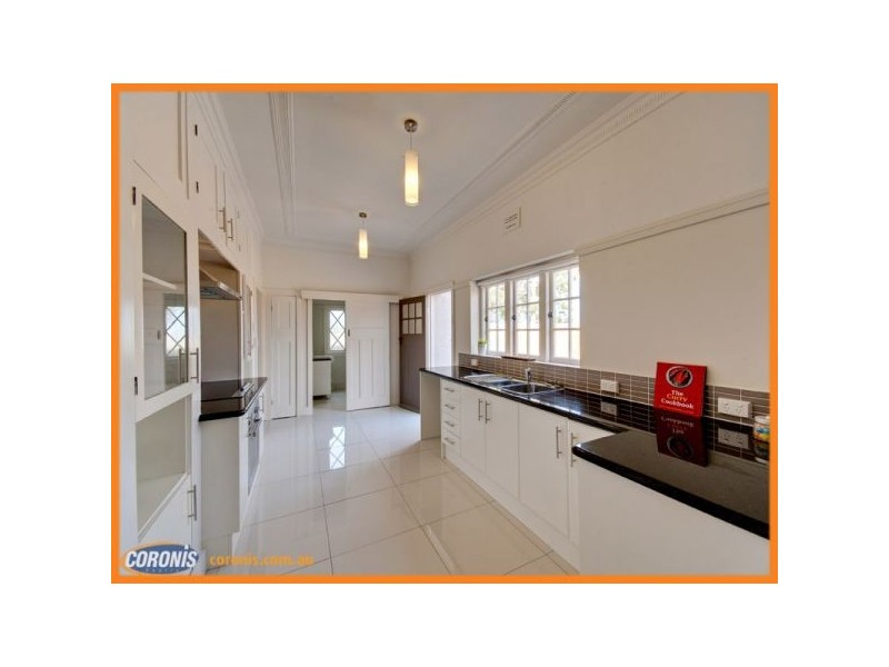 498 Rode Road, Chermside QLD 4032