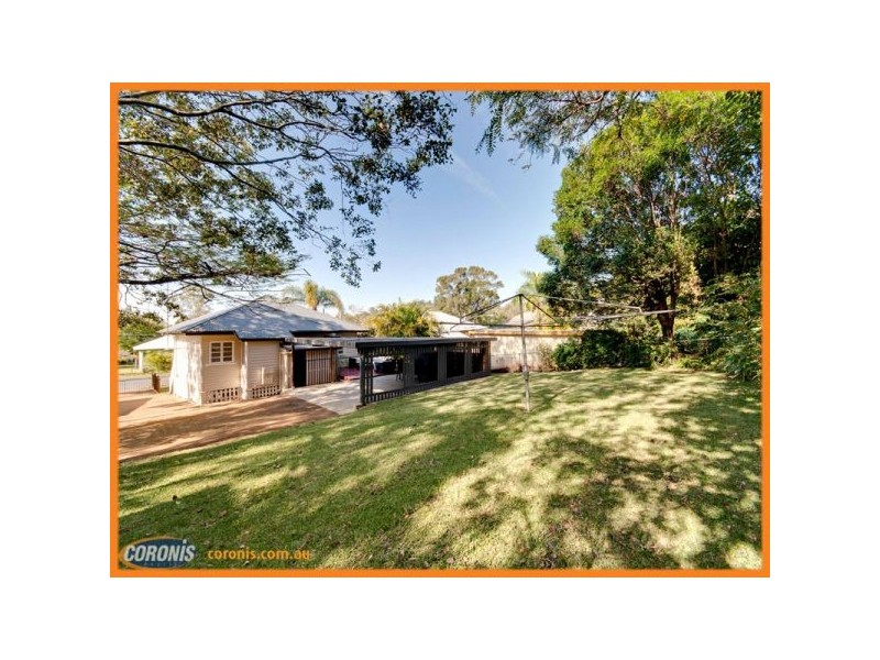 16 Nevitt Street, Stafford QLD 4053